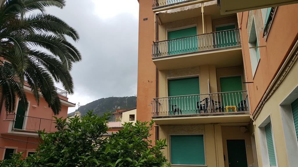 Raggi Di Sole Hotel Monterosso al Mare Exterior photo